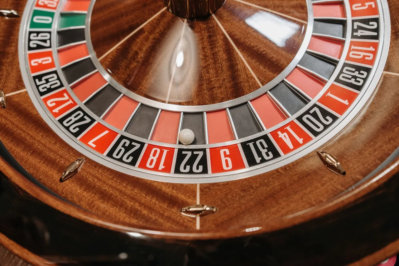 mcw33vn — Poker – Luật chơi rõ ràng, chọn bàn đúng trình độ